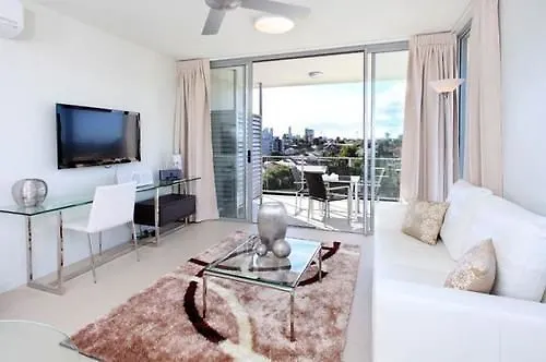 Pa Apartments Brisbane Aparthotel